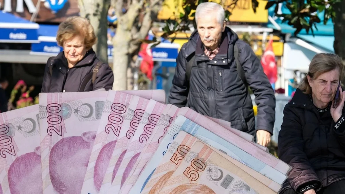 Emeklinin Hesabına Geçecek Tutar Güncellendi: İki Sefer Ödeme Yapılacak - Ekonomi Haberleri