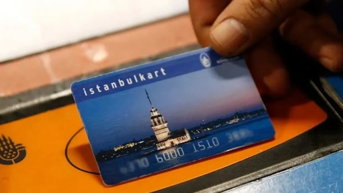 Öğrenci Akbilindeki İndirim Kalkıyor: İstanbul'da Üniversite Okuyanlar İçin Geçerli!